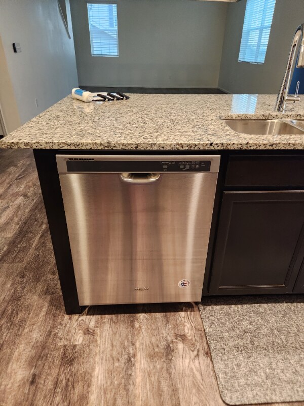 Foto del edificio - 3207 Meadow Gate Dr