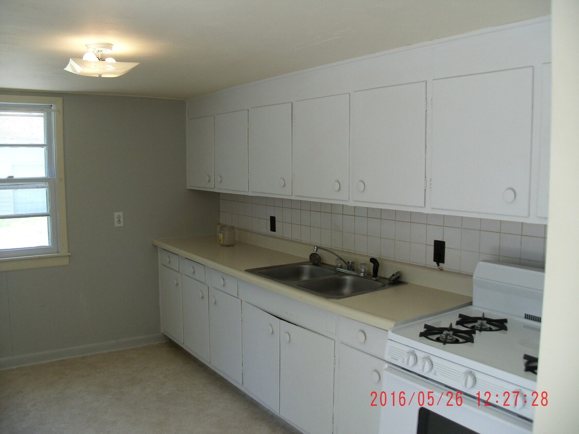 Primary Photo - 3807 Brown Station Rd