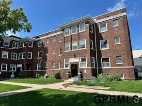 Building Photo - 2315 Harney St