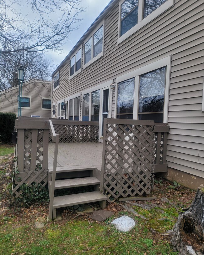 Building Photo - 22 Clemens Ct