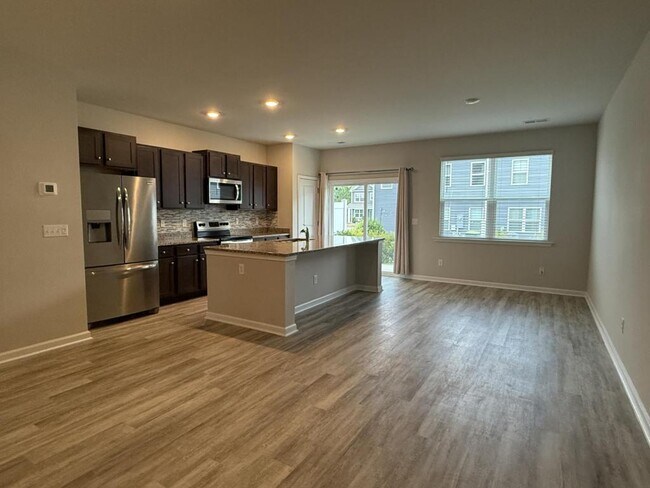Foto del edificio - 4613 Wildaire Ln