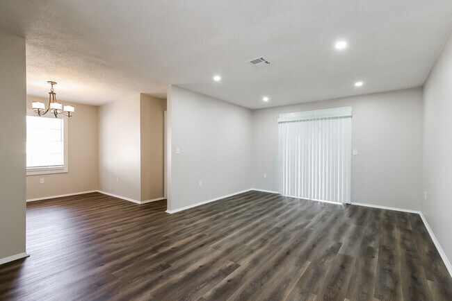 Foto del edificio - 1751 Elbert Acres Ct NE