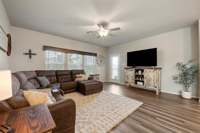 Building Photo - 13010 Red Blossom Cir
