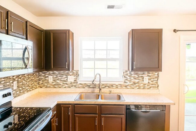 Building Photo - 4831 Stowe Derby Dr