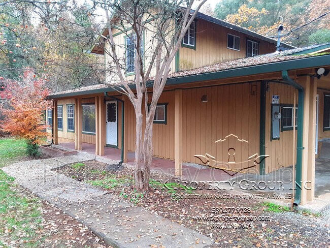 Building Photo - 10025 Ladybird Dr