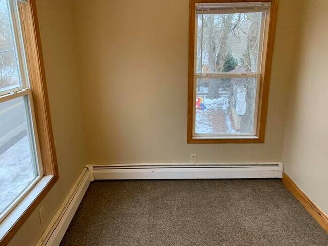 Foto del edificio - 2203 Mount Olivet Rd - Unit 4