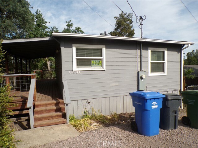Foto del edificio - 14984 Putnam Ln