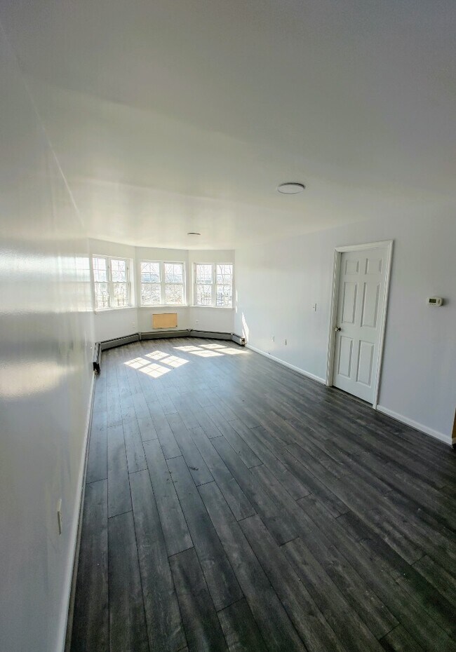 Foto del edificio - 1139 Grant Ave