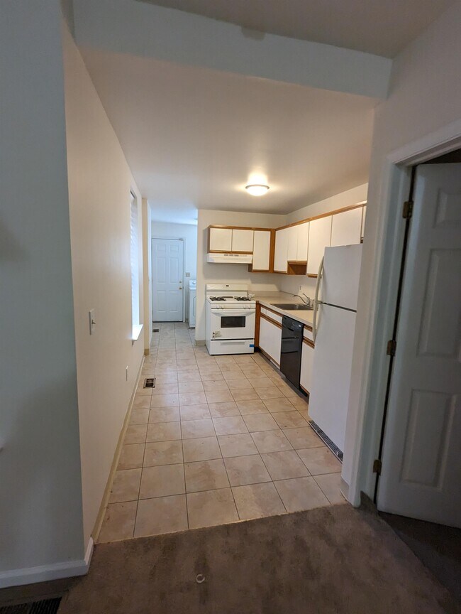 Foto del edificio - 1124 N Walnut St