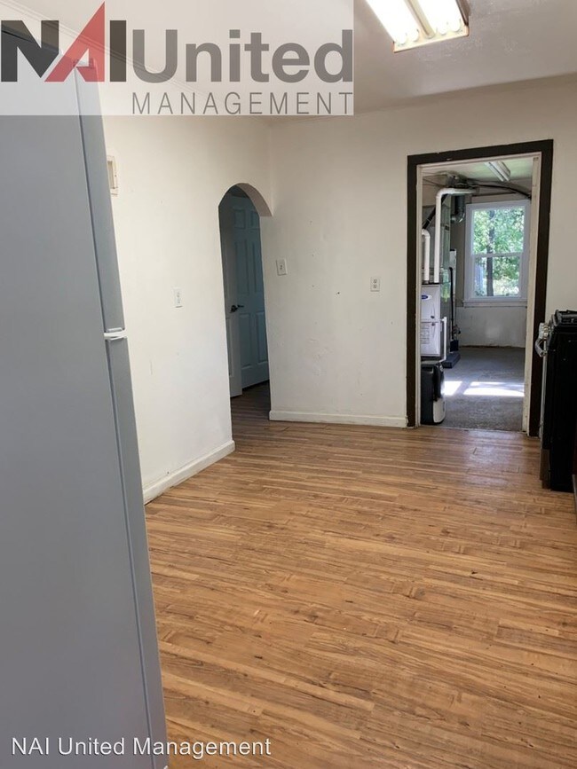 Building Photo - 2 br, 1 bath House - 510 Collins St