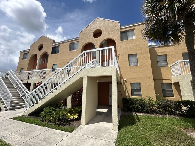 Building Photo - 5200 NW 31st Ave
