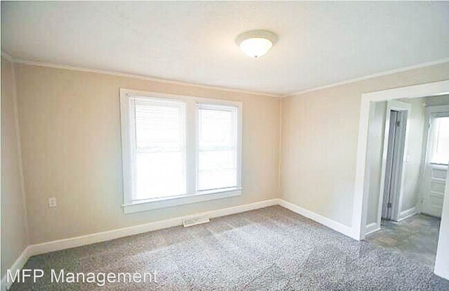 Building Photo - 4 br, 2 bath House - 311 Pineview St