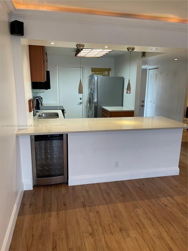 Building Photo - 2903 N Miami Beach Blvd