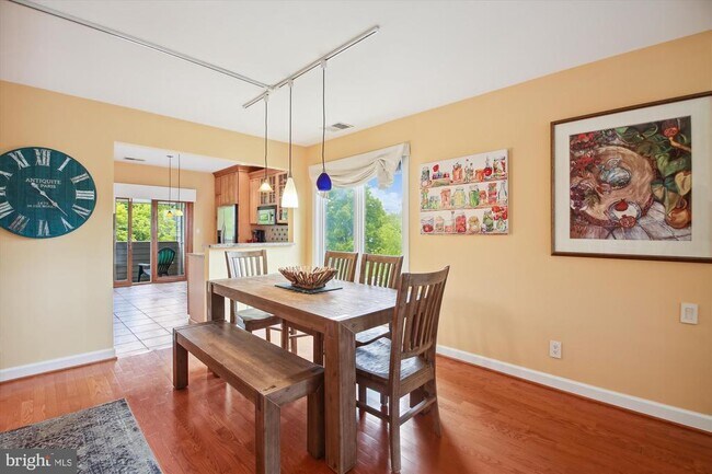 Building Photo - 7034 Harbour Village Ct
