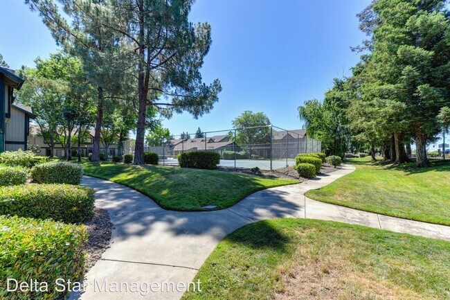 Building Photo - 3 br, 2 bath House - 3555 CABALLERO LANE