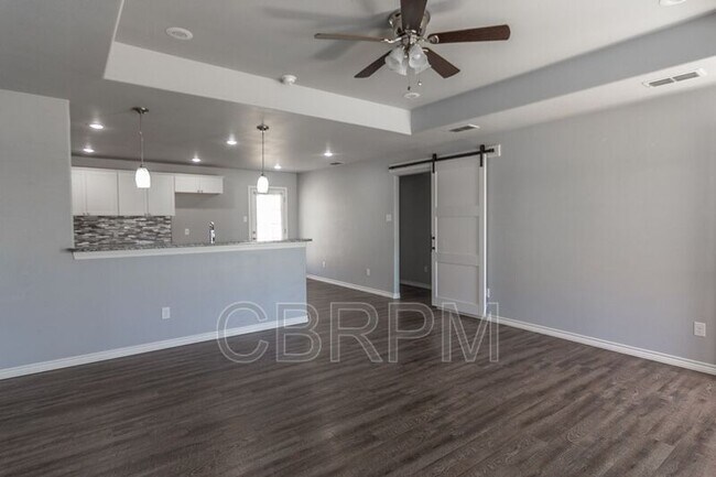 Foto del edificio - 8810 11th St