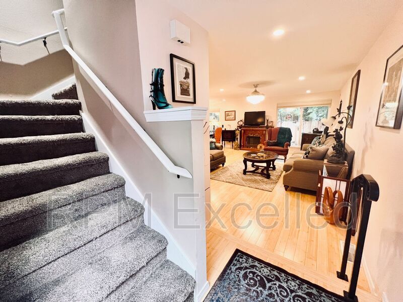 Primary Photo - 2855 Forest Ridge Dr SE