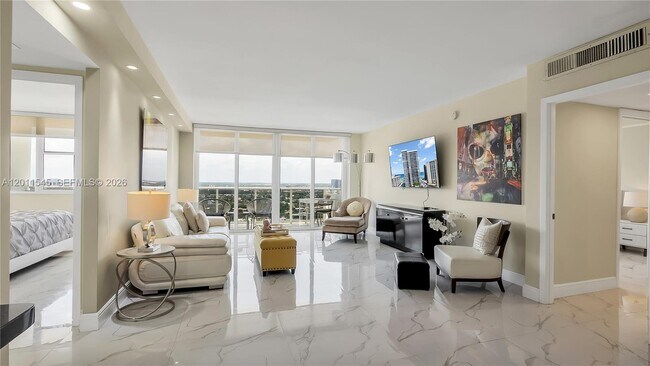 Foto del edificio - 3140 S Ocean Dr
