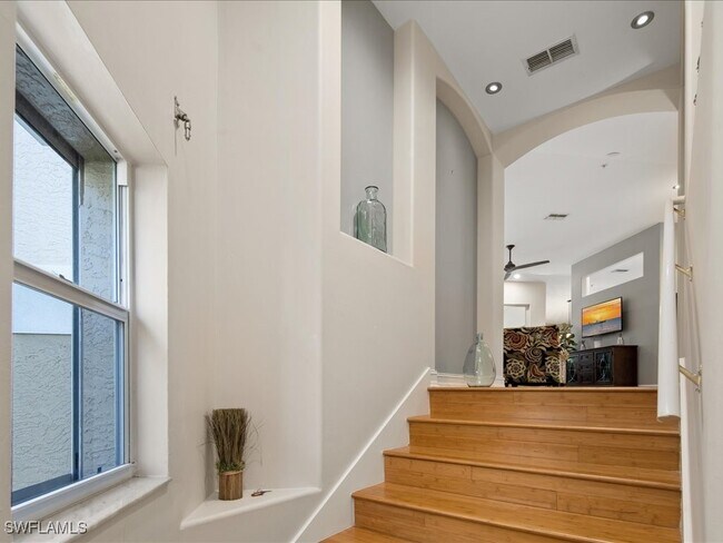 Building Photo - 793 Carrick Bend Cir