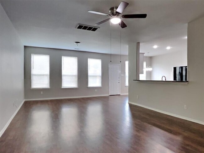 Foto del edificio - 1411 Seagler Pond Ln