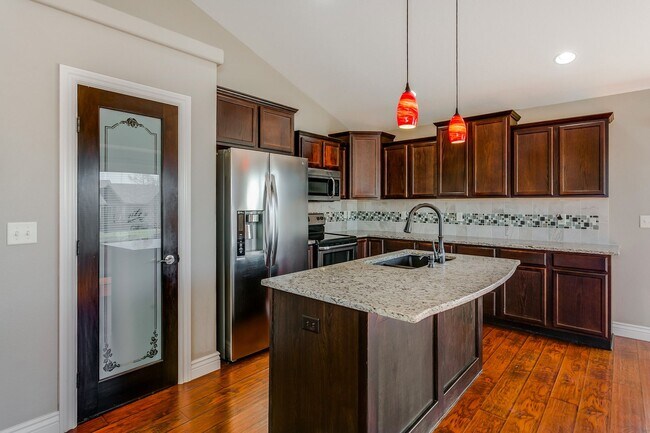 Building Photo - Need lots of storage?  CHECK OUT THIS 2 BE...