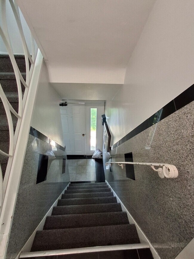 Foto del edificio - 2127 S 15th Ave