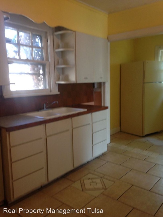 Building Photo - 2 br, 1 bath House - 2431 North Boston Ave