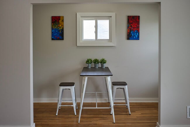 Nook - 644 Marston St