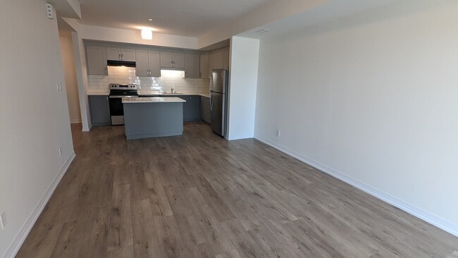 Photo du bâtiment - 261 Woodbine Av