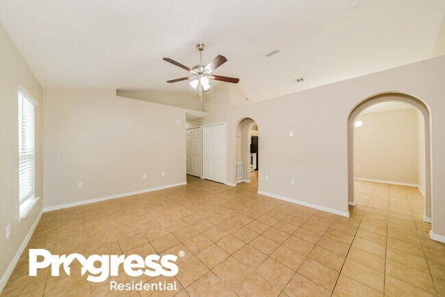Building Photo - 1010 Brenton Leaf Dr
