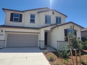 Building Photo - 2452 Calabria St