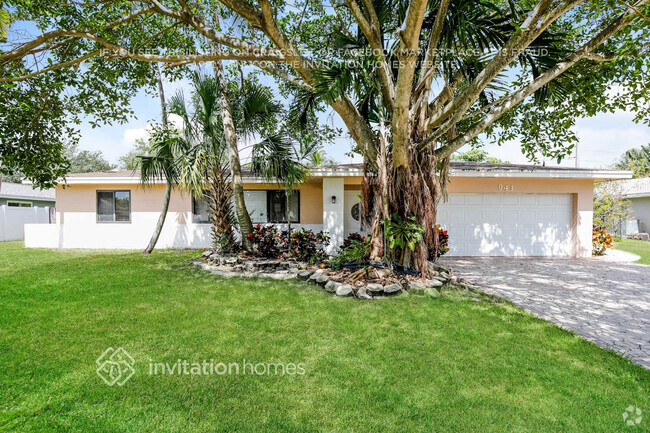 Building Photo - 941 SW 75th Terrace