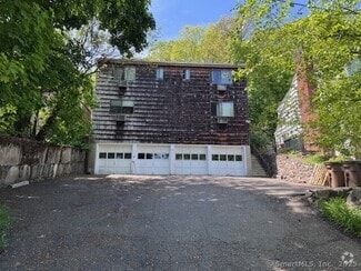 Building Photo - 48 Columbus Pl