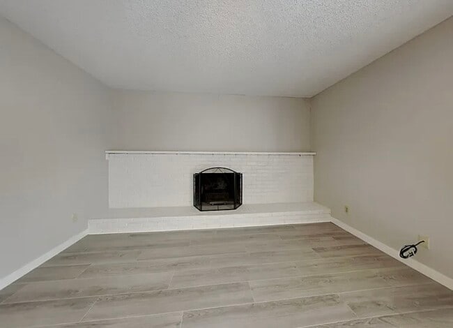 Building Photo - 2518 Hastings Way
