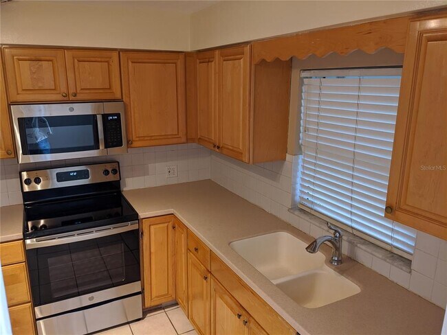 Foto del edificio - 111 Biscayne Ave