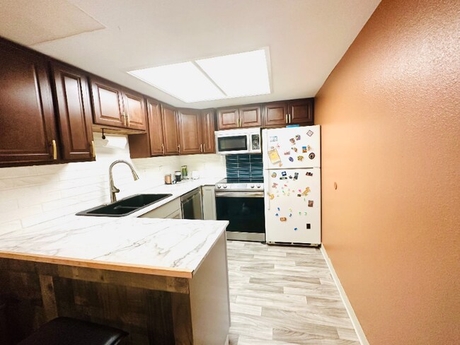 Foto del edificio - 9260 SW 146th Terrace