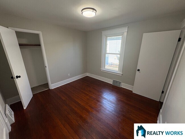 Foto del edificio - 3 Bedroom Home Close to Campus!