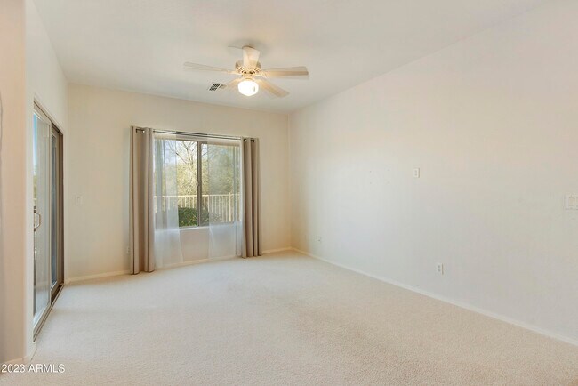 Building Photo - 12050 N Panorama Dr