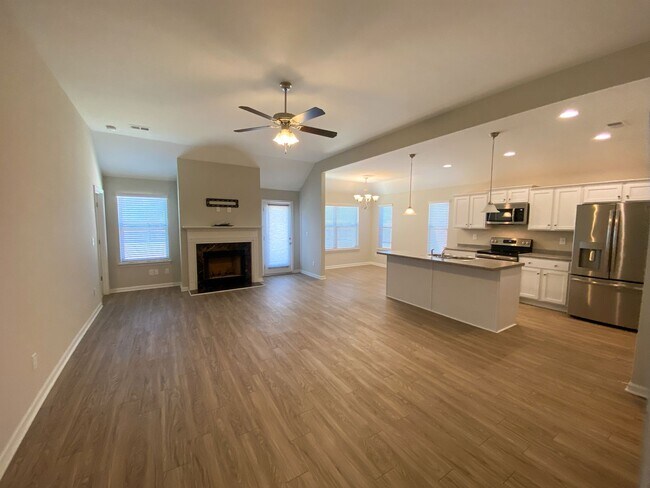 Foto del edificio - Beautiful Home in Fox Hollow