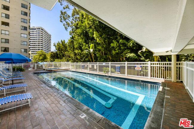 Foto del edificio - 10535 Wilshire Blvd