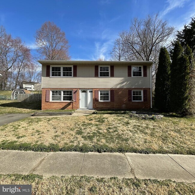 Foto del edificio - 4534 Evansdale Rd