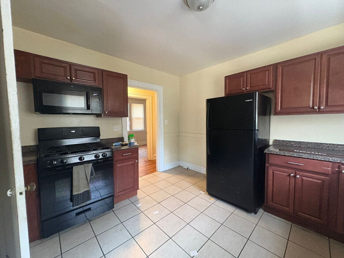Foto principal - 1251 Ella T Grasso Blvd
