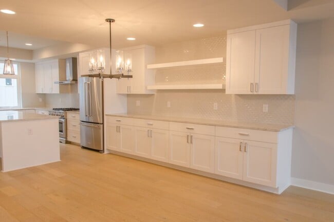 Foto del edificio - 3Bd/3.5Ba Bellevue Townhouse