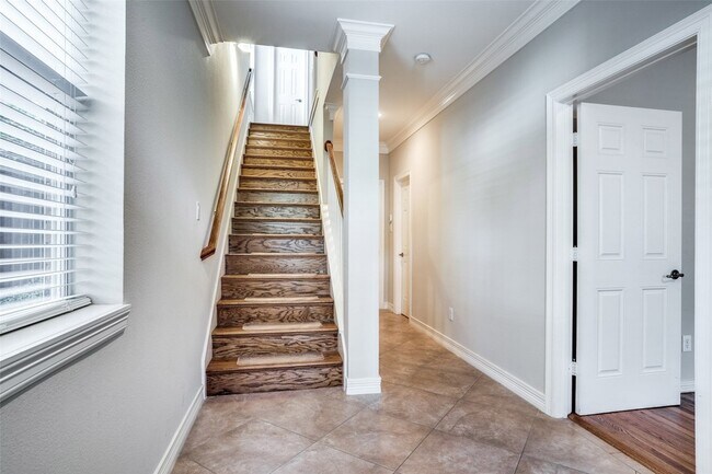 Foto del edificio - 3610 Gillespie St