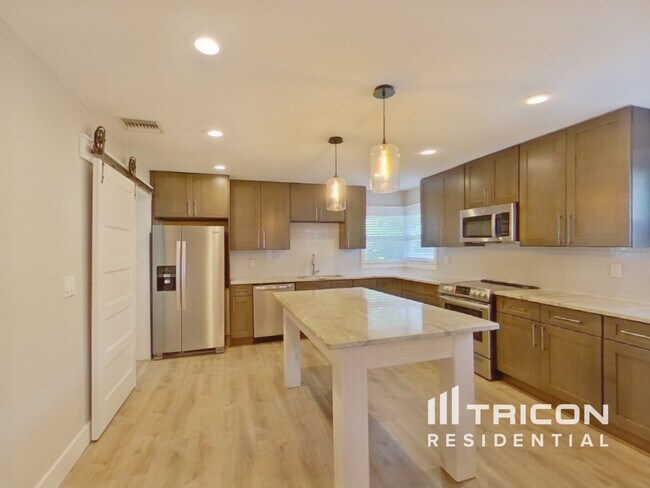 Foto del edificio - 3900 52nd St N