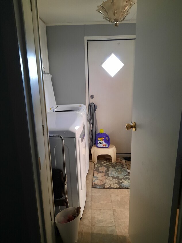 Primary Photo - 148 Woodland Dr