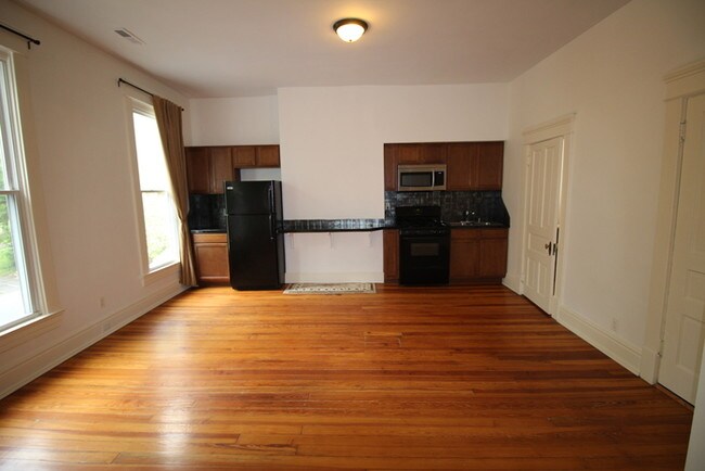 Building Photo - 243 Haldeman Ave