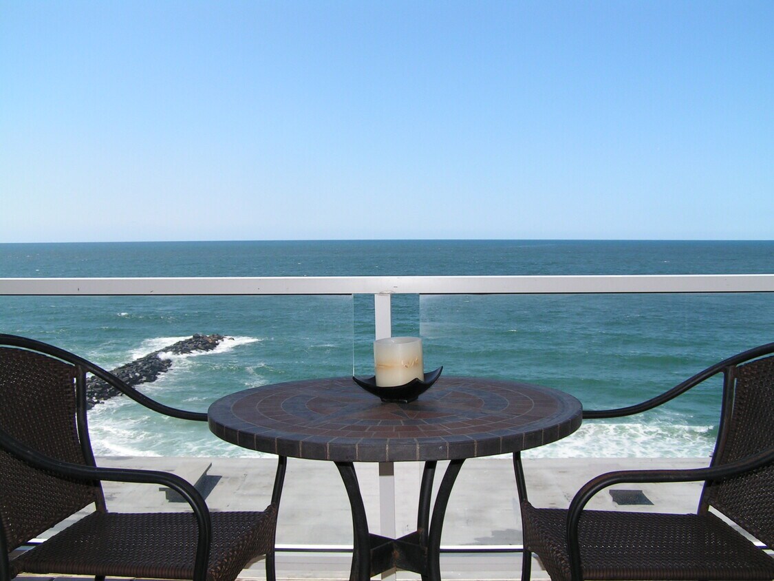 615 Esplanade Unit 706, Redondo Beach, CA 90277 Condo for Rent in