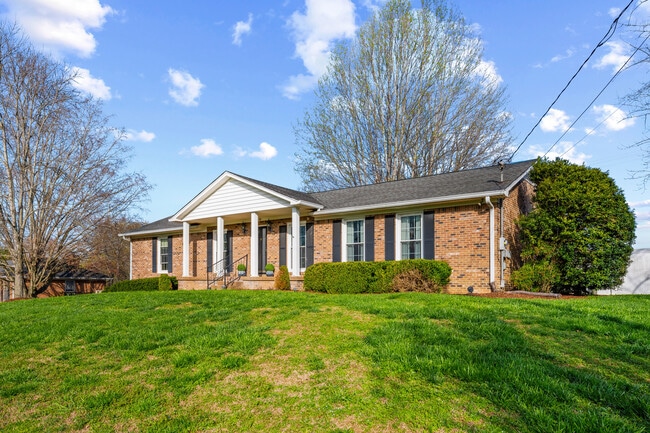 Alzado frontal - 510 Hemingway Dr