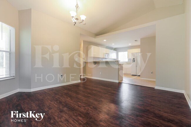 Building Photo - 2166 Boca Chica Ave